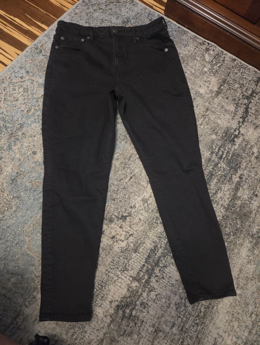 NWOT American Eagle Outfitters Black Skinny Jeans 12S